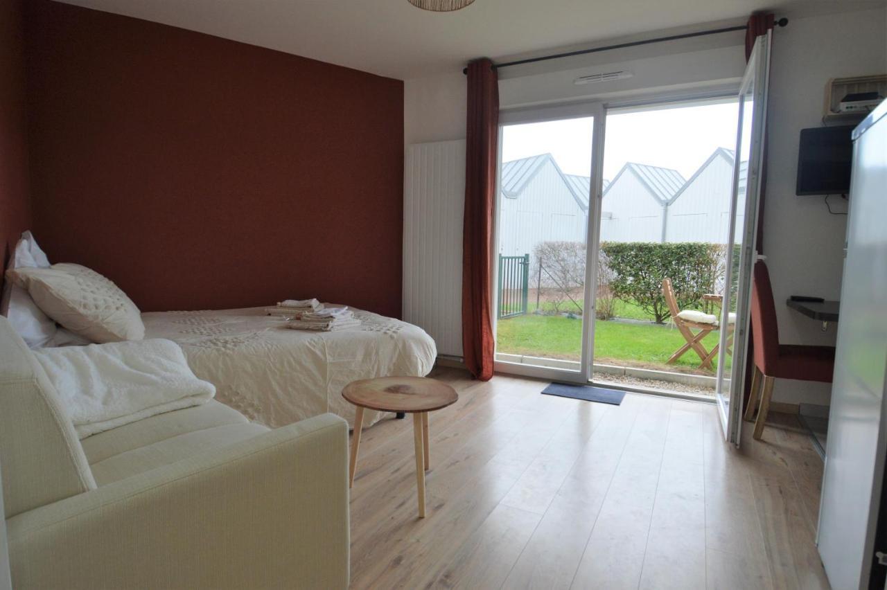 Jardin - A 50M De La Plage - Wifi - Parking Courseulles-sur-Mer Exteriér fotografie