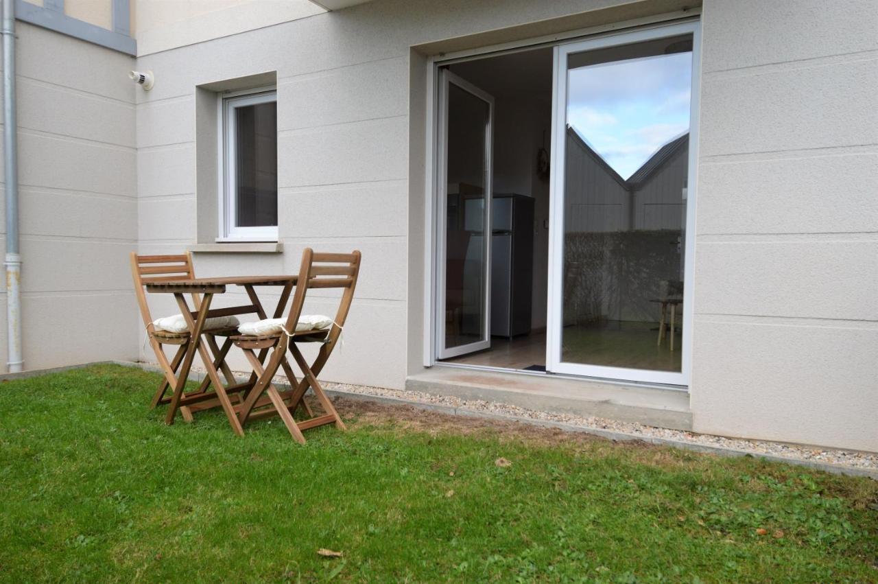 Jardin - A 50M De La Plage - Wifi - Parking Courseulles-sur-Mer Exteriér fotografie